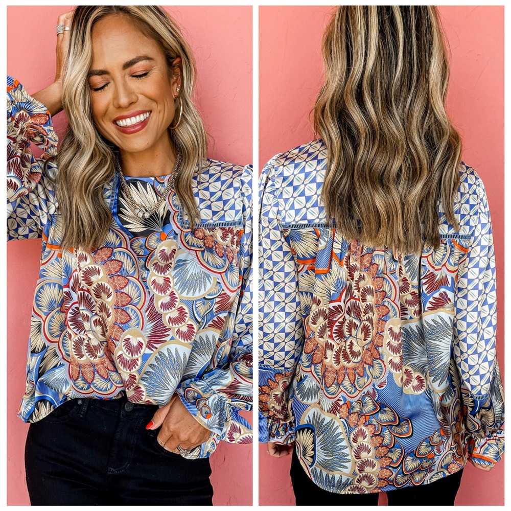 Fate Womens Medallion Long Sleeve Blouse Top‎ Size M Sky Blue Geometric Ruffled